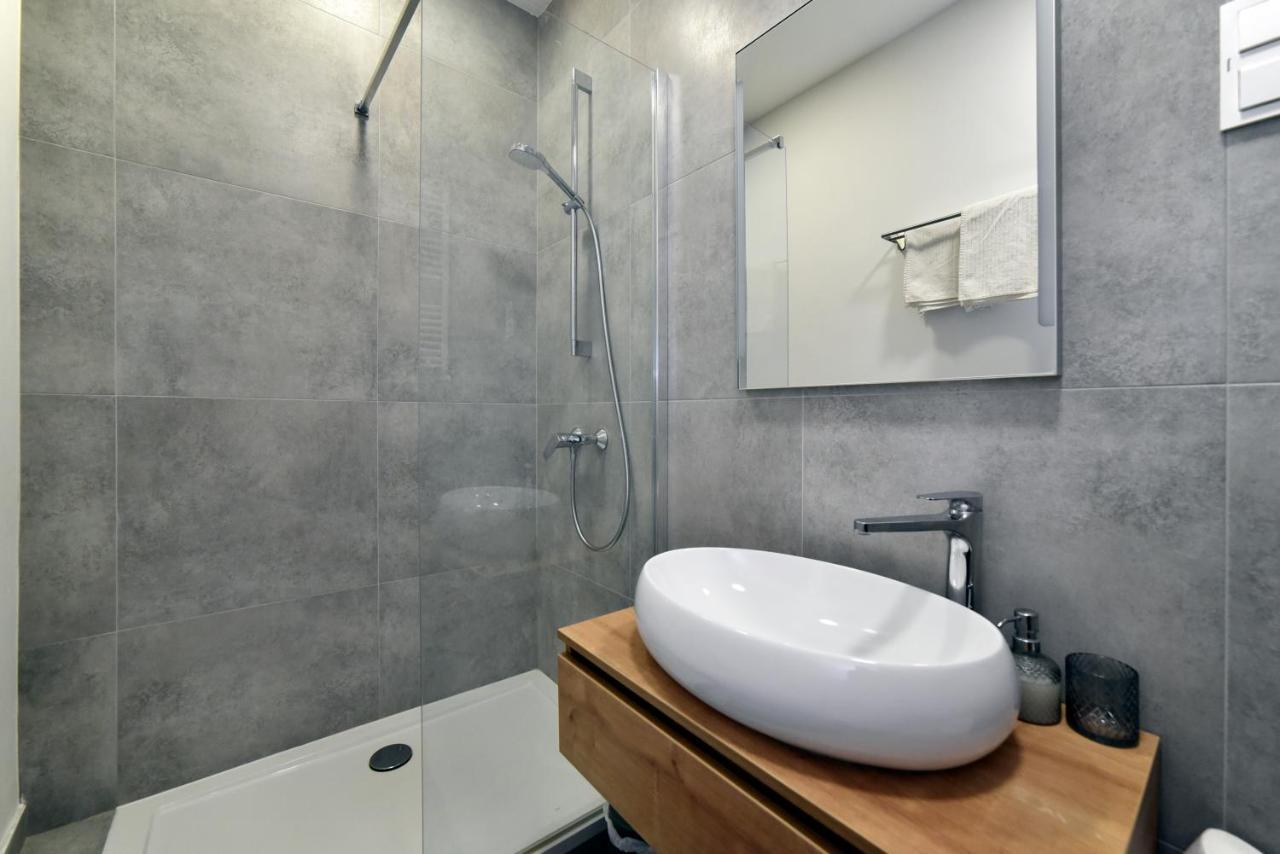 Zrinski Premium Suites & Rooms Zagreb Buitenkant foto